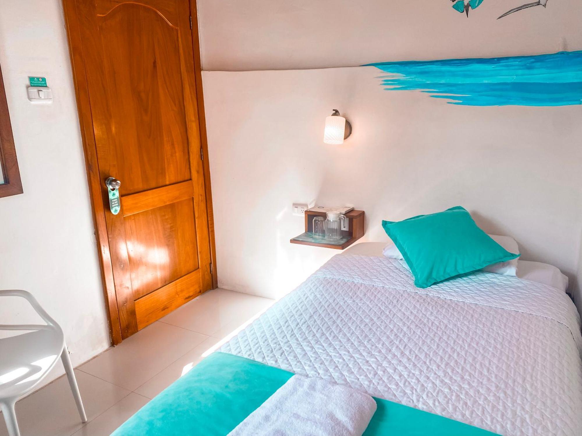 Hotel Coral Blanco With High Speed Internet Starlink And Galapagos Tour Operator Puerto Villamil Exteriör bild